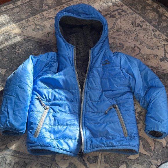 LL BEAN mountain bound reversible toddler 4T Blue Jacket